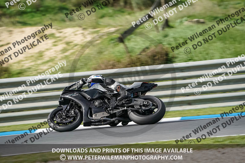 estoril;event digital images;motorbikes;no limits;peter wileman photography;portugal;trackday;trackday digital images